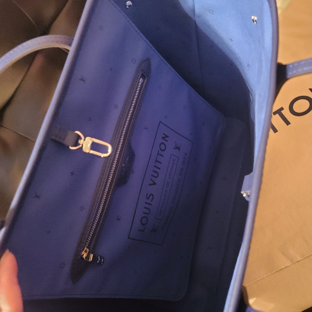 ❌SOLD ❌Louis vuitton Neverfull Mm escale BLUE - Picture 4 of 9